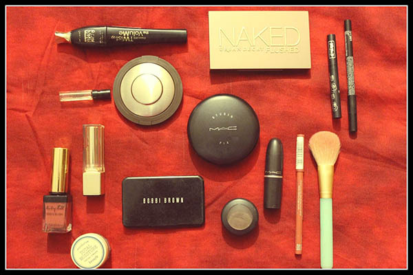  Makeup Staples every Working Woman Needs C2